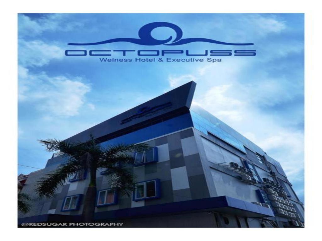 Octopuss Wellness Hotel & Spa Bentayan Exterior photo
